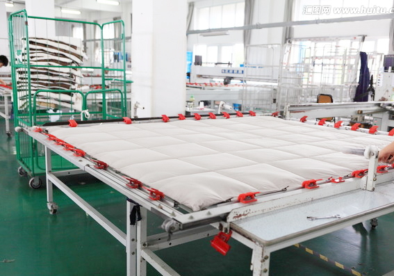 你知道电脑绗缝机的工作原理吗